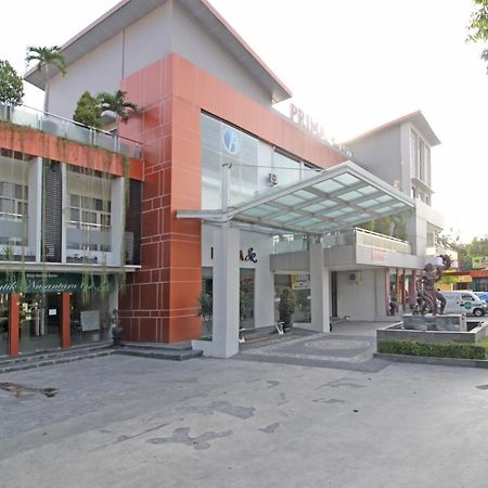 יוגיאקרטה Reddoorz Premium Near Sleman City Hall מראה חיצוני תמונה