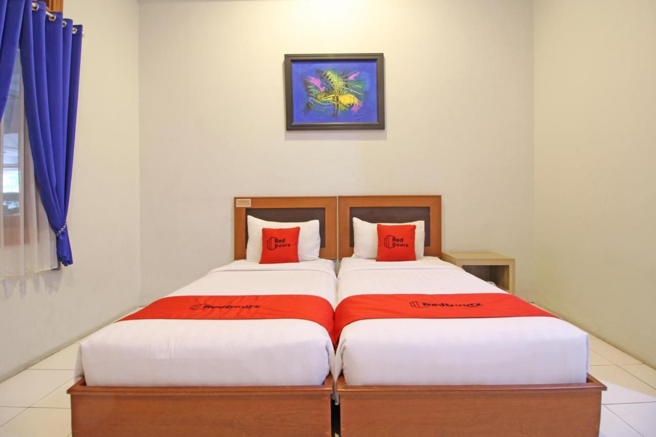 יוגיאקרטה Reddoorz Premium Near Sleman City Hall מראה חיצוני תמונה