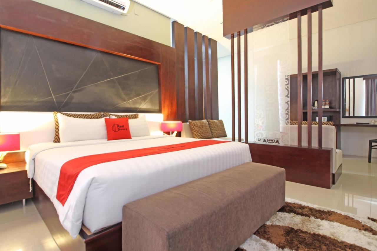 יוגיאקרטה Reddoorz Premium Near Sleman City Hall מראה חיצוני תמונה