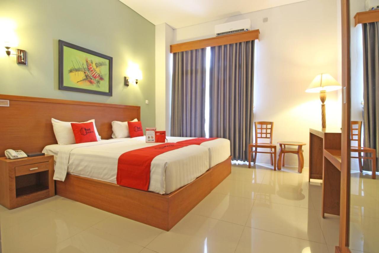 יוגיאקרטה Reddoorz Premium Near Sleman City Hall מראה חיצוני תמונה