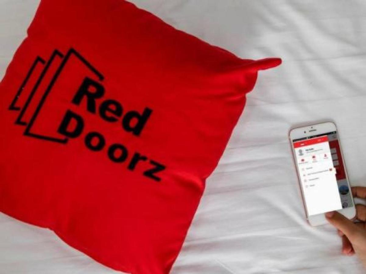 יוגיאקרטה Reddoorz Premium Near Sleman City Hall מראה חיצוני תמונה
